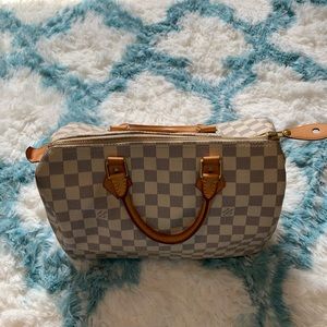 Louis Vuitton Speedy 30 bag